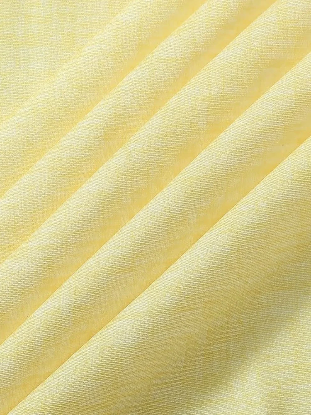 Laura Ashley Decorative Tablecloth, Wrinkle and Stain Resistant,70